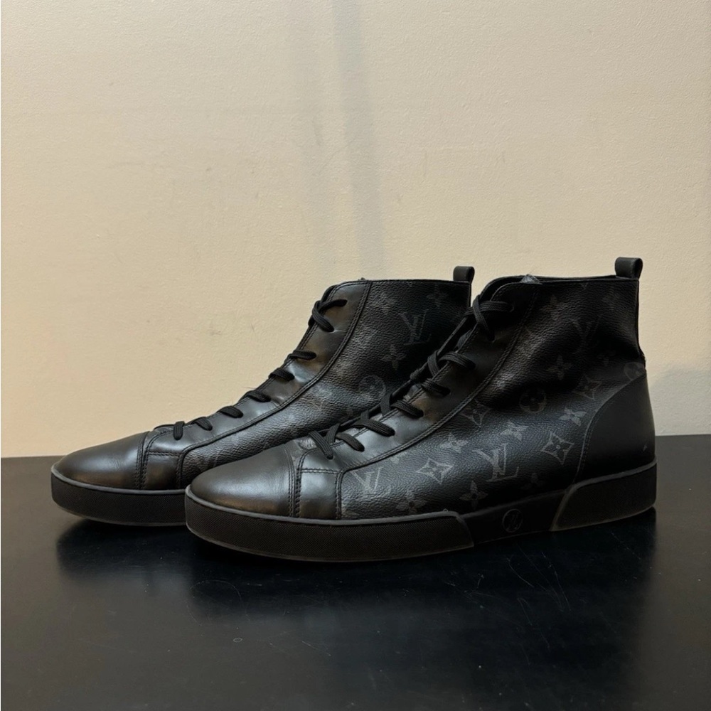 Louis Vuitton Monogram Black Sneakers